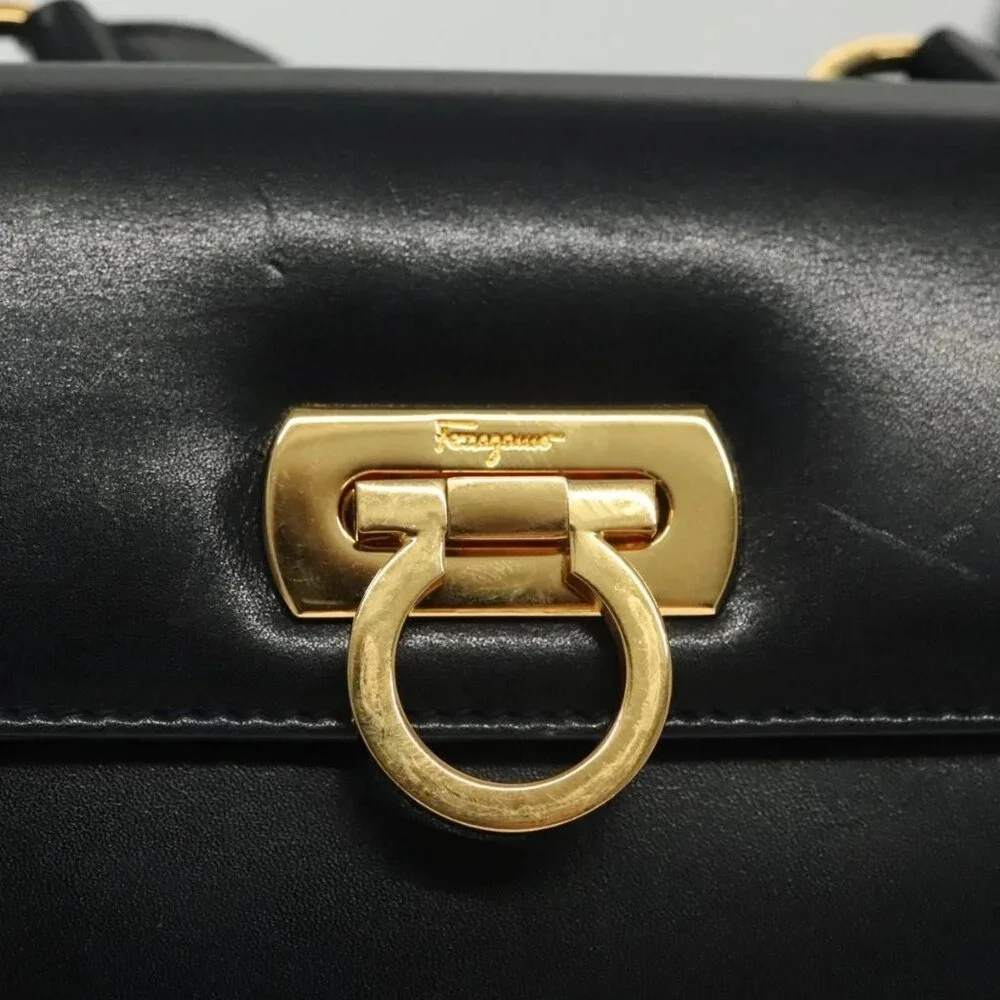 Salvatore Ferragamo Gancini Shoulder Bag Leather Suede Navy Gold Auth - Picture 8 of 16